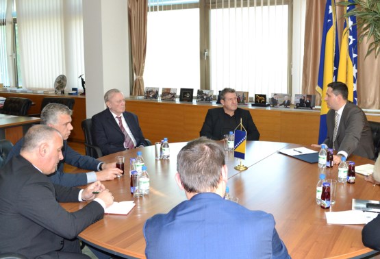 Predsjedavajući Predstavničkog doma dr. Denis Bećirović primio selektora fudbalske reprezentacije i rukovodstvo Nogometnog/fudbalskog saveza BiH